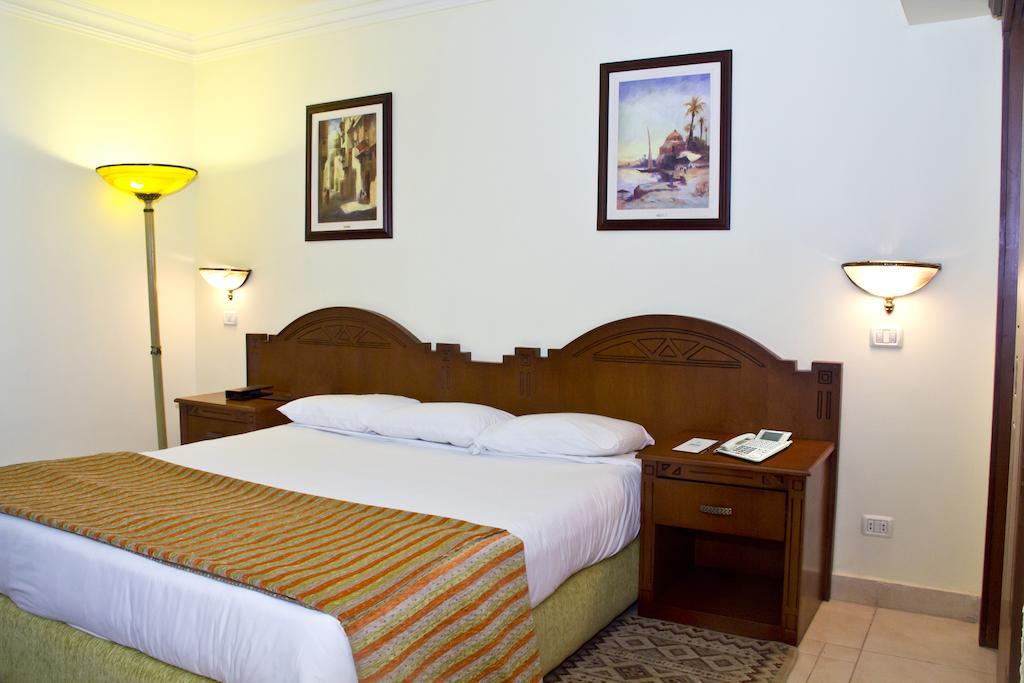Tolip Aswan Hotel Zewnętrze zdjęcie